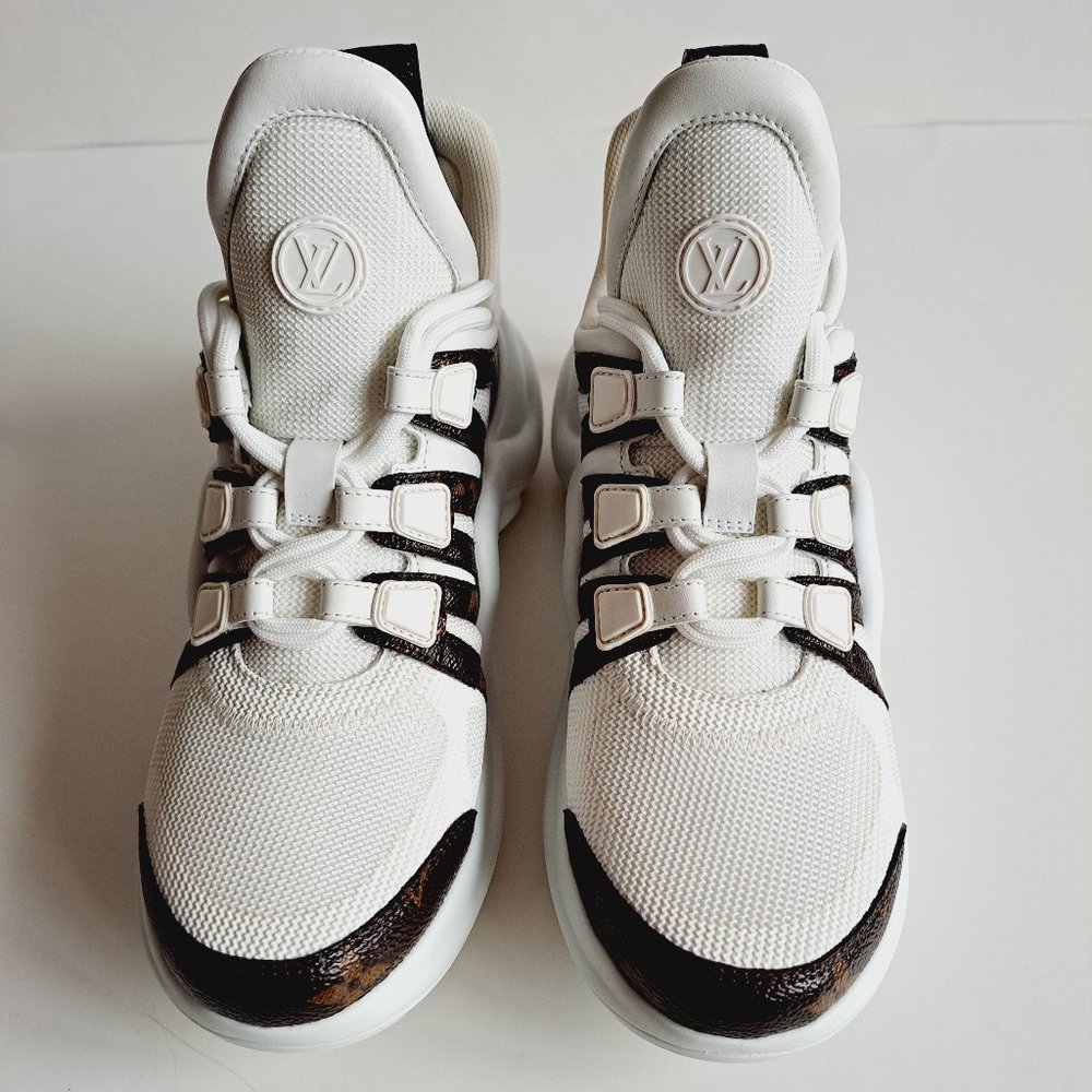 NEW Louis Vuitton Women's LV Archlight Monogram White Sneakers Size 36 / 6 - Picture 3 of 16